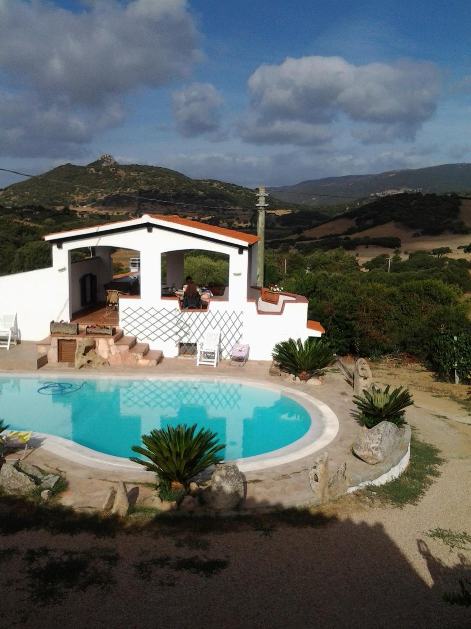 Agriturismo B&B Domo De Resteblas Berchidda Exterior photo